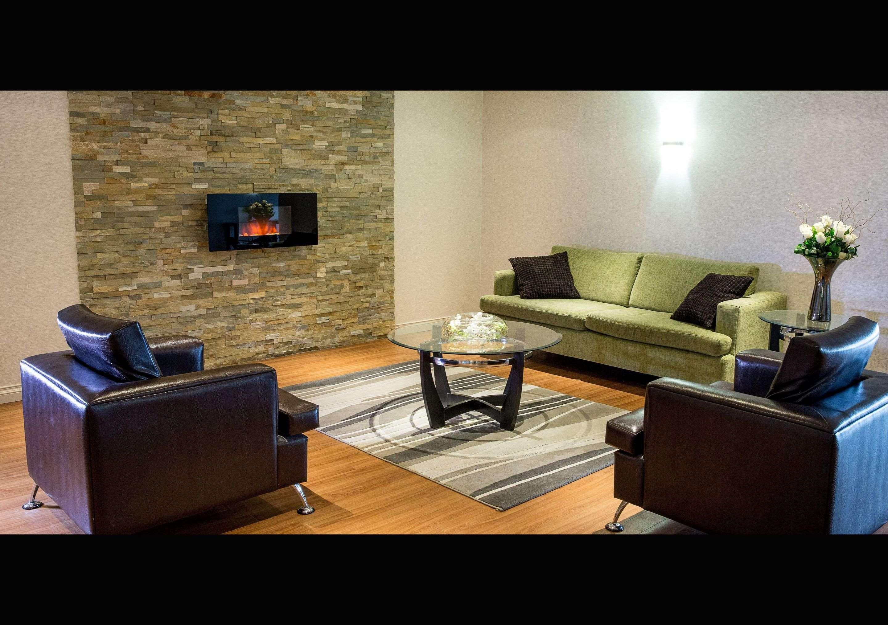 Quality Inn & Suites Brossard Dış mekan fotoğraf