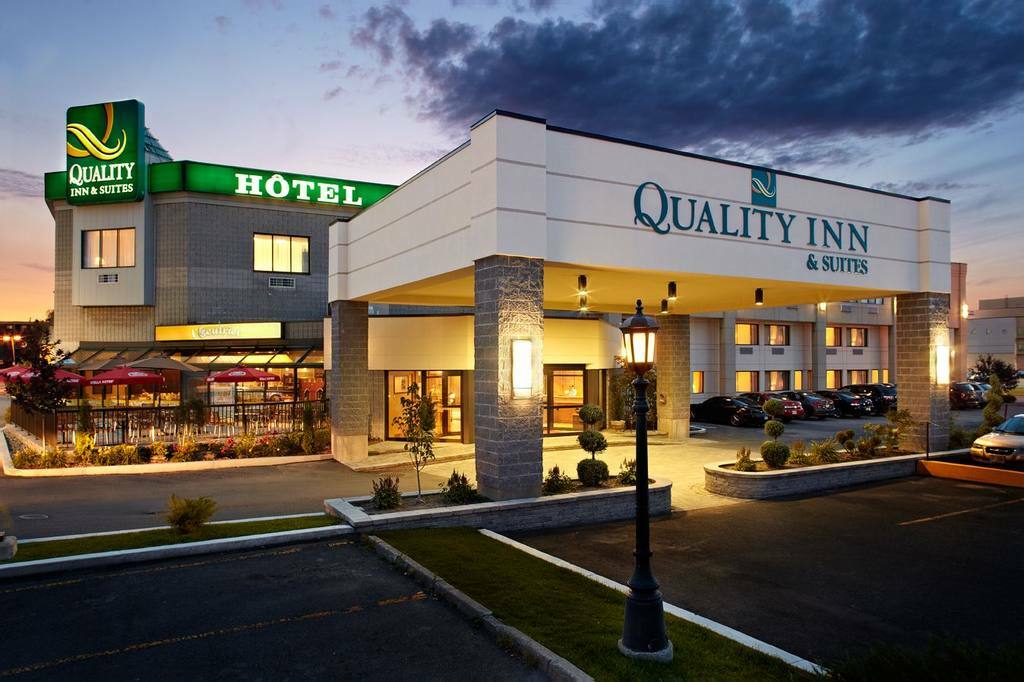 Quality Inn & Suites Brossard Dış mekan fotoğraf